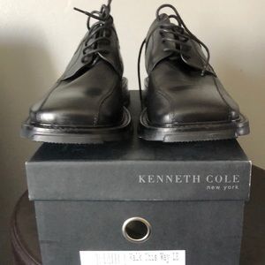 Kenneth Cole Walk This Way LE
